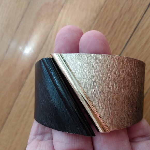 Vintage Black & Gold Tone Bracelet Clamper Hinged Cuff Textured Made in Germany - Picture 7 of 10